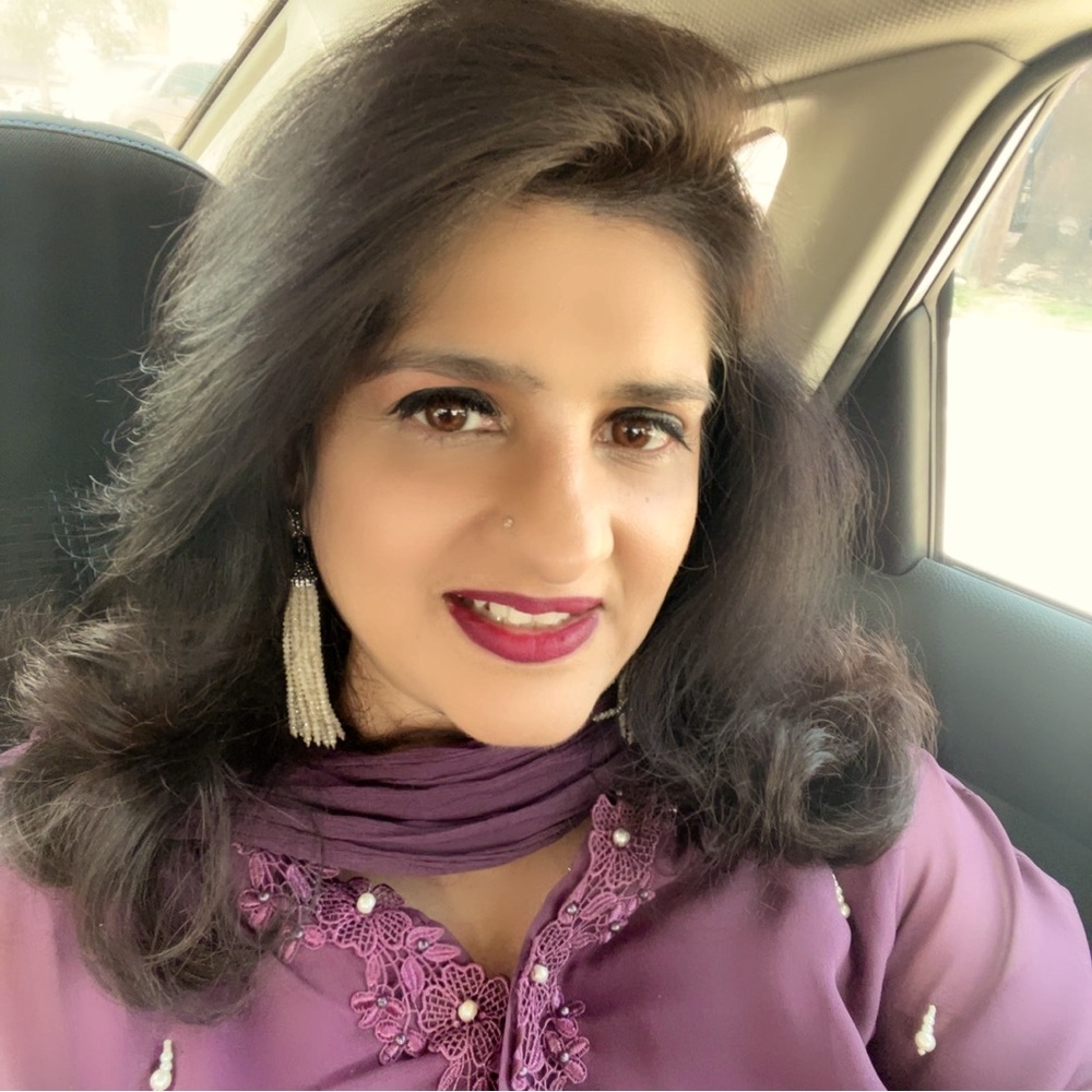 Meet your Posher, Sadia